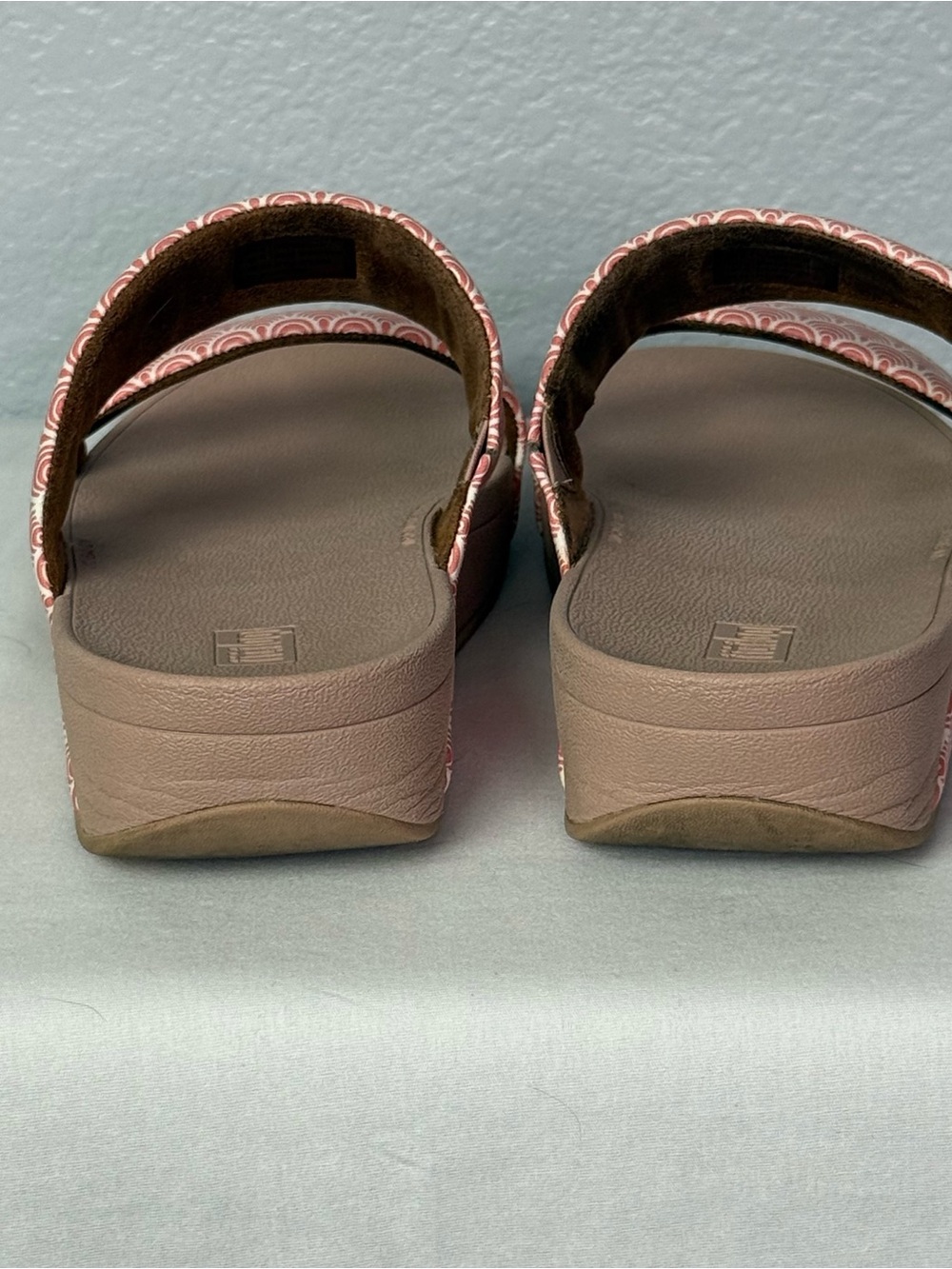 OOFOS Women’s slide and FitFlop sandal Size 11 - Picture 15 of 15